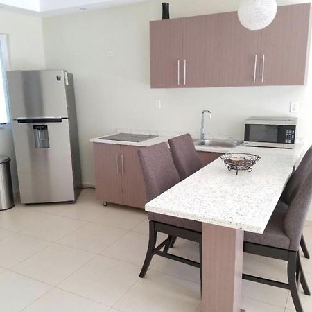 וילמסטאד Andira Apartments מראה חיצוני תמונה
