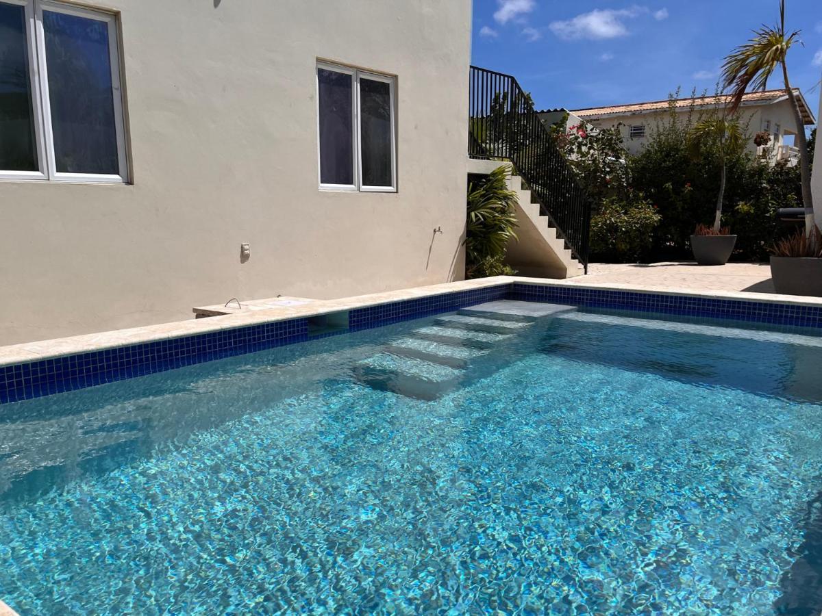 וילמסטאד Andira Apartments מראה חיצוני תמונה